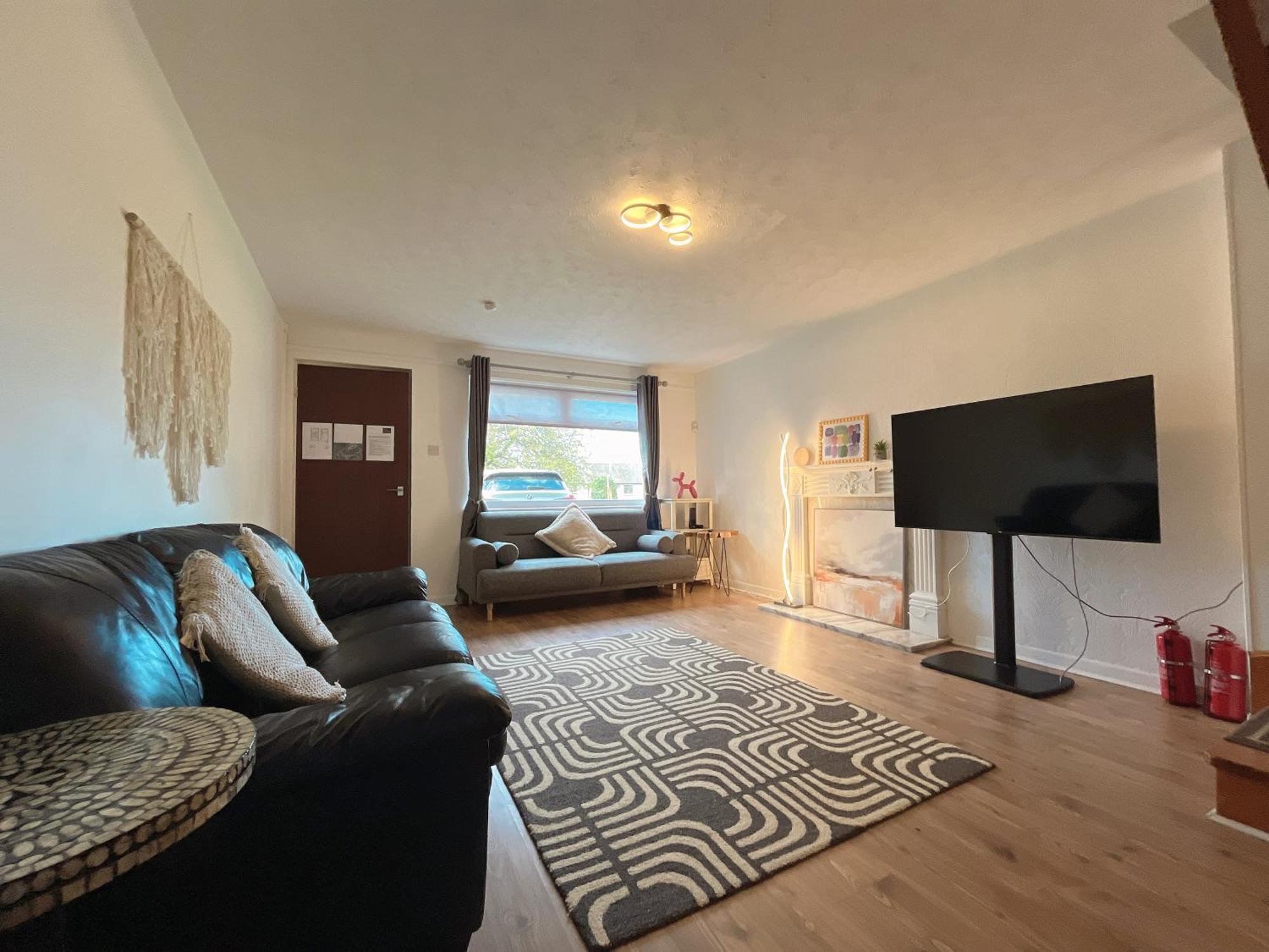 Cozy 2 Bedrooms With Private Parking Space And Garden Edinburgh Exterior photo